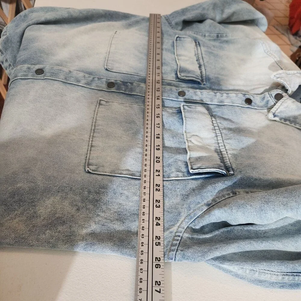 No Boundaries Acid Wash Denim Button-Up Shirt Y2K Long Sleeves Large